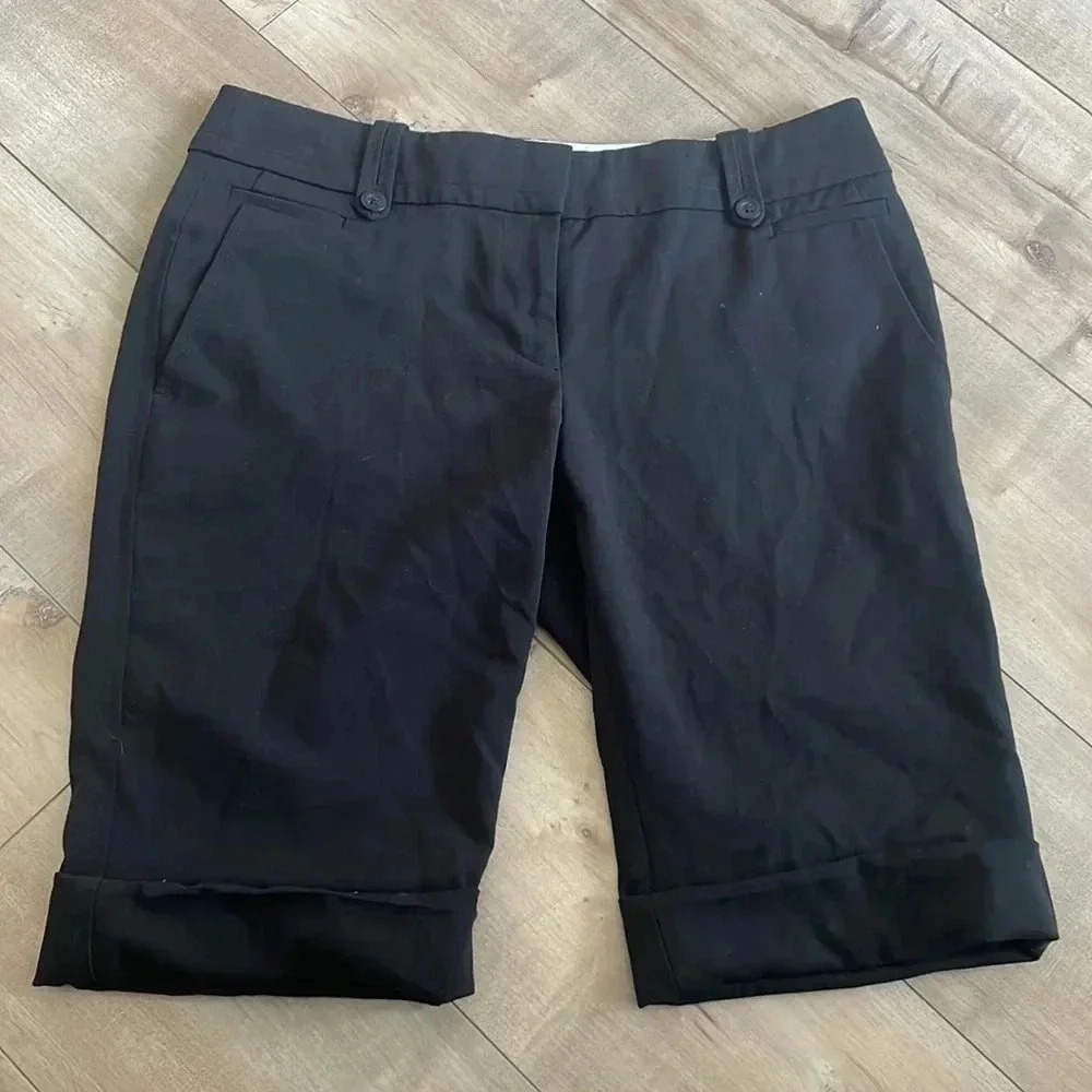 4/$25 Ann Taylor Loft Marisa Black Bermuda Shorts Sz 6